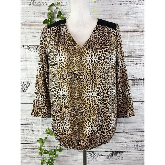 The Limited Blouse Top size Medium Cheetah Leopard Career Church Jungle Modest - Picture 2 of 13